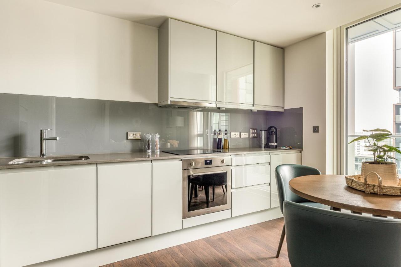 Urban Rest Canary Wharf Apartments 伦敦 外观 照片